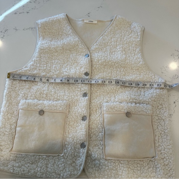 Cherish Cream Button-Up Sherpa Vest - Picture 11 of 11
